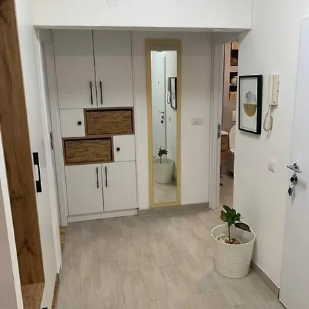 Sava Serenity: 2br Near River