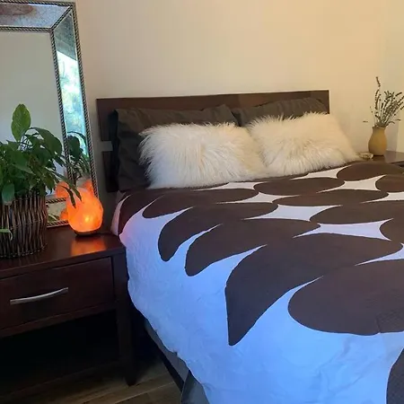 Sava Serenity: 2br Near River Apartment