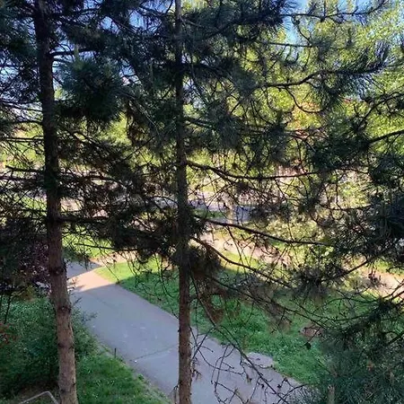 Apartment Sava Serenity: 2br Near River